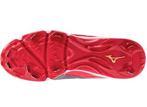 Bottom of Mizuno 9 Spike Swagger